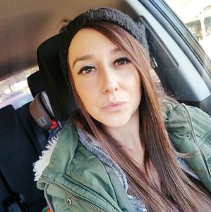 Meet your Posher, Cecilia